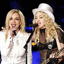 Spears Scraps Second Madonna Appearance 