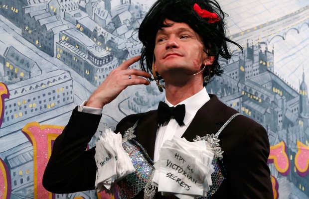 Neil Patrick Harris dons drag for Hasty Pudding honor