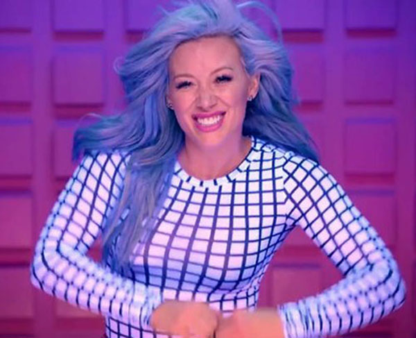 Hillary Duff has released her music video for #Sparks with footage from her Tinder dates