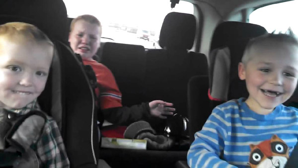 Kids reactions to mother being pregnant with twins