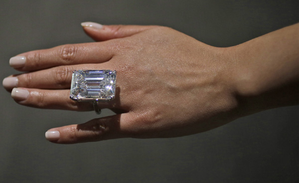 ‘Perfect’ 100-carat diamond sells for more than $22 million at auction