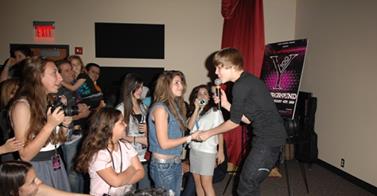 Selena Gomez's visits Justin Bieber in Miami!