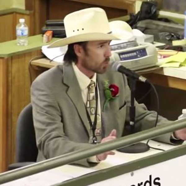 VIRAL VIDEO: Cattle auctioneer becomes accidental rap god