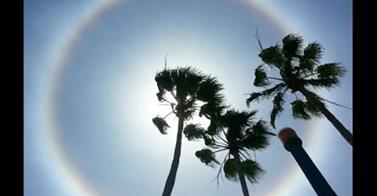 WATCH: Woman calls 911 for a sun halo!