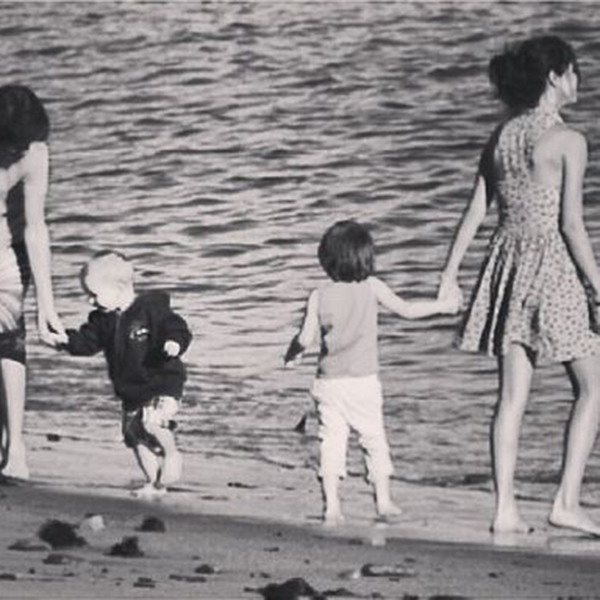 PHOTO: Justin Bieber posts throwback photo with Selena Gomez