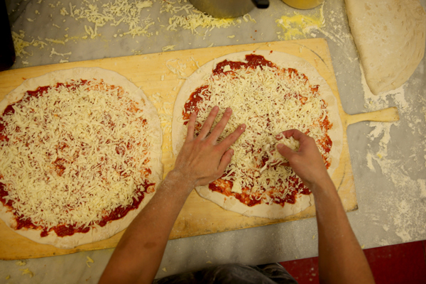 Teenager Rubbed His Junk On Patron's Pizza!