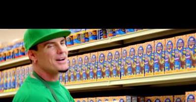 Vanilla Ice is Pimping Kraft Macaroni and Cheese